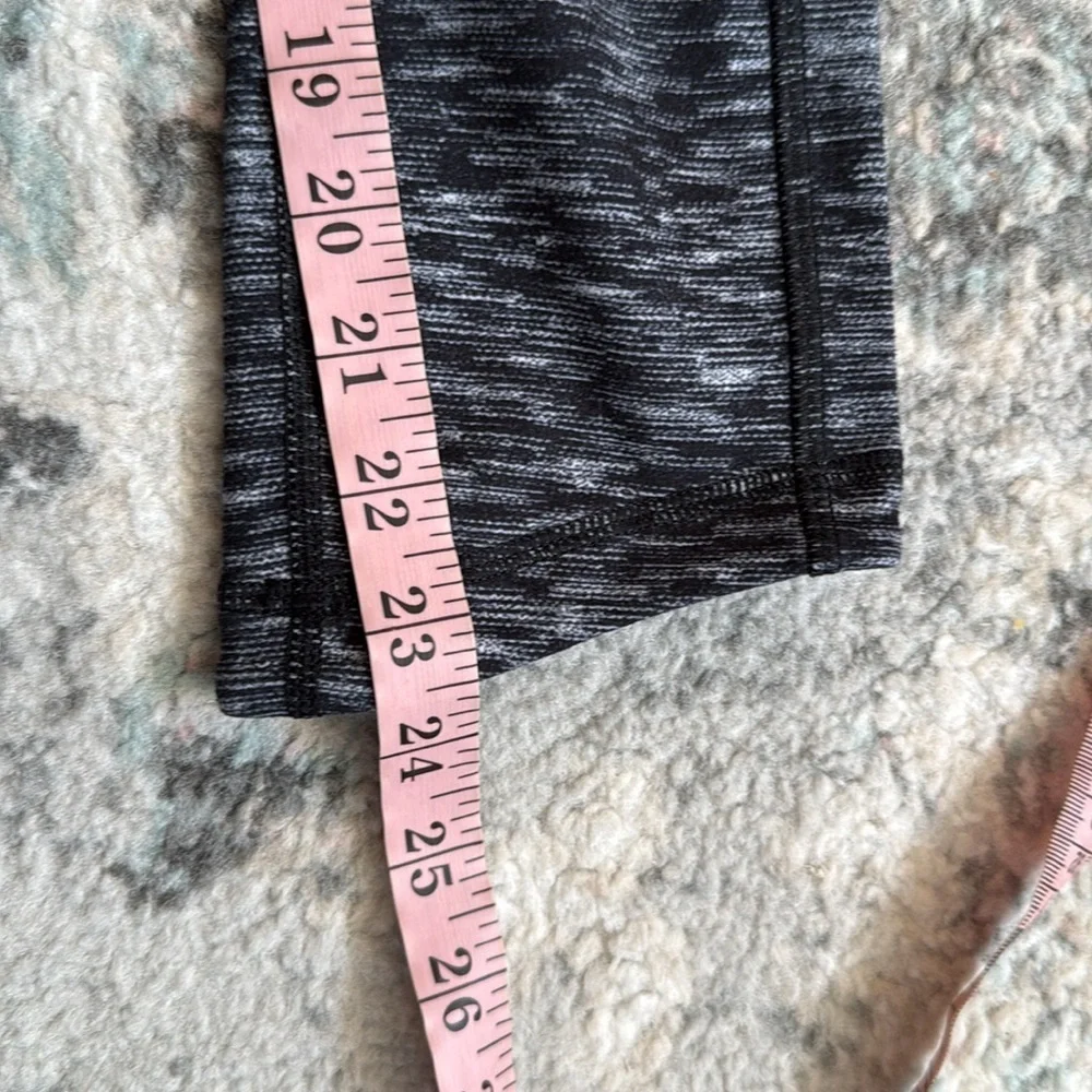 Lululemon Exquisite Crop Leggings